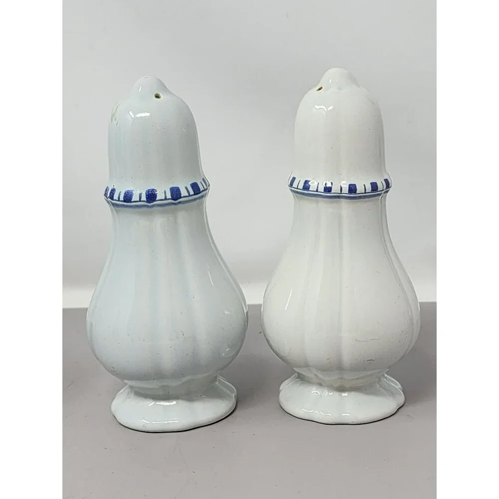 Vintage Ceramic Salt & Pepper Shakers White & Blue‎ Floral Design
